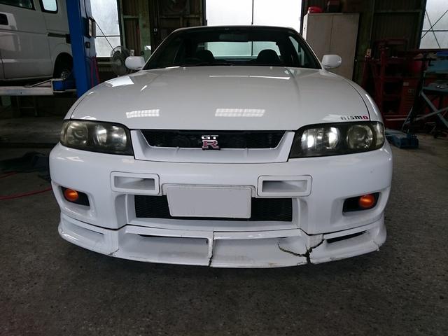 スカイラインGT-R　R33　フロントスポイラー交換　千葉県市原市より