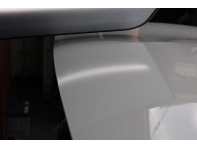 台風でヘコミ被害の車をデントリペアで修理。デントスマイルにお任せ下さい。