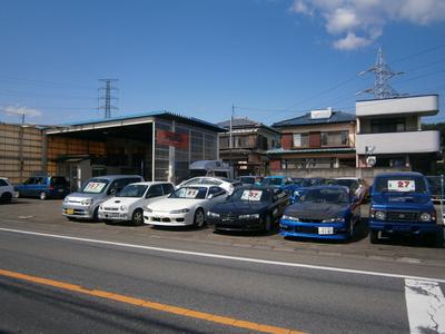 各メーカー新車・中古車販売いたします。