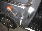 鈑金・塗装作業風景