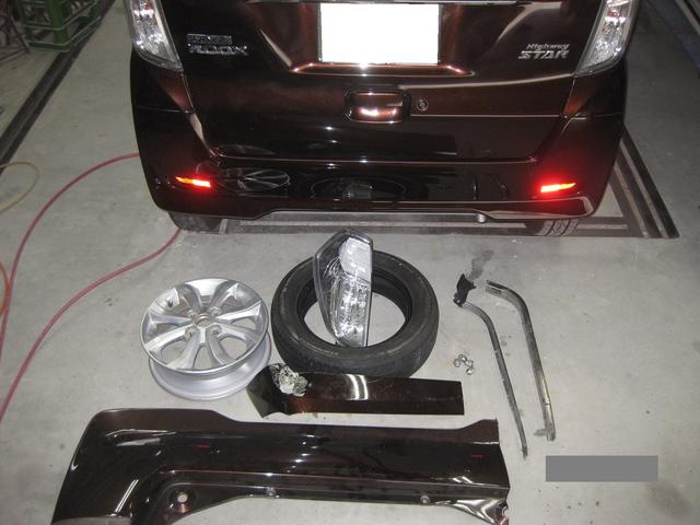 鈑金・塗装作業風景