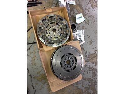 ＢＭＷ　Ｍ５（Ｅ６０）クラッチ交換