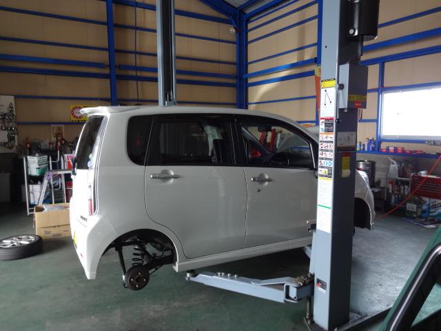 メンテナンスは経験豊富な整備士が担当します