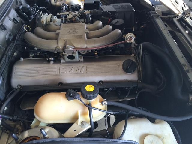BMW E30 325エンジン不調、タイミングベルト及びウオーターポンプ交換