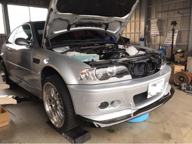 BMW E46 330 Ci
エンジンオイル漏れ・冷却水漏れ・エンジンチェックランプ点灯修理