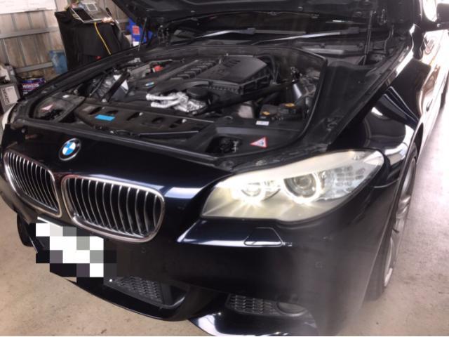 BMW F11  リアの車高修理