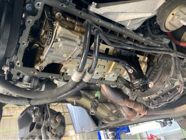 BMW Z4 E85
エンジンオイル漏れ