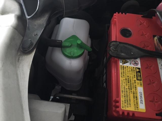 ワゴンR ラジエターリザーバータンク水漏れ 【加西市 西脇市 小野市の車検 修理 取付は神田モータース】