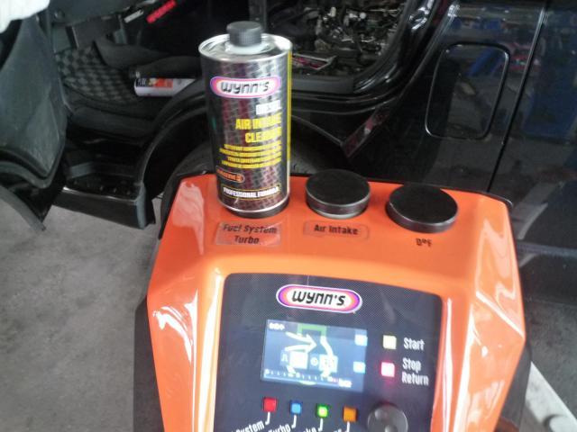 トヨタ　ハイエースバン　マルチクリーニング一式