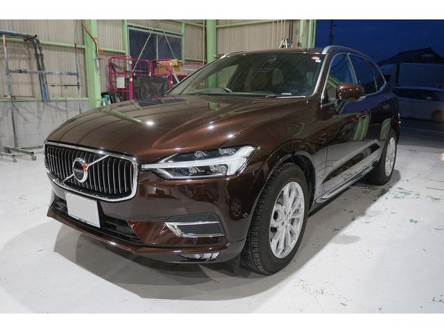 ボルボ　XC60のフェンダーとフロントバンパーの傷へこみ修理 　(株)TRガレージ　姫路市の車の板金塗装　　大きなへこみ　キズ　直し　事故修理　外車　輸入車　高級車　加古川市　高砂市 ベンツ BMW　アウディ　ワーゲン　ポルシェ レクサス