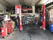 リフトの他、整備機材じは充実し、万全の状態です。