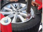 タイヤも得意♪タイヤ交換ＯＫですか？販売もしております！