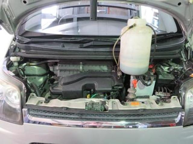 ダイハツ　ムーヴ　L175S　エアコン冷えない　コンデンサー・ファン交換　呉市の第一自動車へ