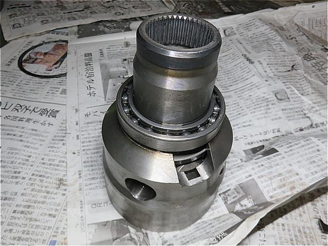 スバル レガシィ GF-BH5 センターデフ交換　呉市の第一自動車へ