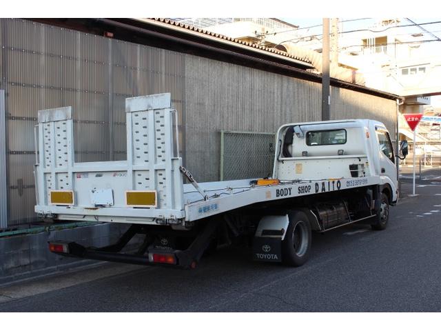 当店の積載車です。お客様のピンチに出動いたします