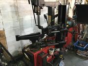 タイヤは車が地面と接する「足」になる部分です