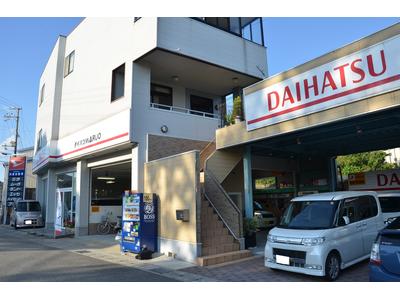 円尾自動車の画像