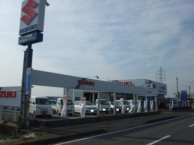新車・中古車も販売
