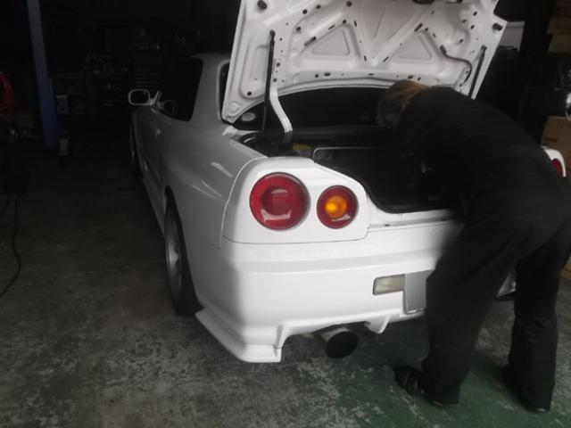 スカイラインGTR BNR34　バッテリー交換　名古屋市　守山区