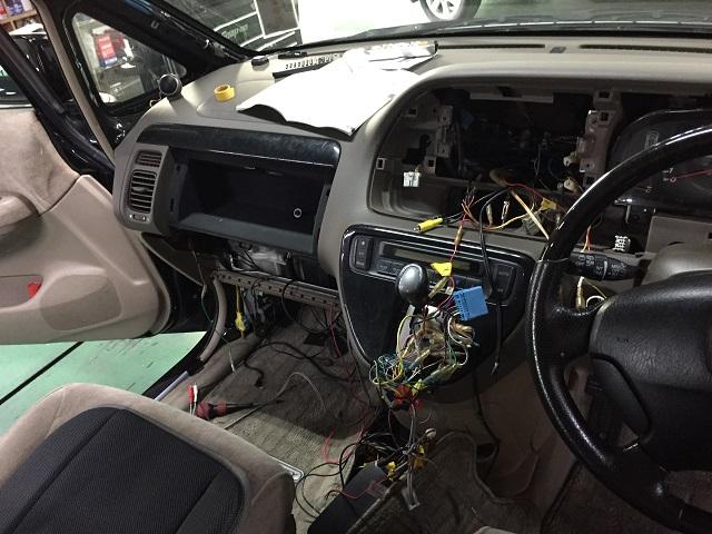 オデッセイ　ナビゲーション取替　摂津市