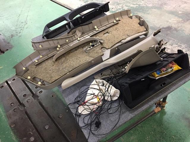 オデッセイ　ナビゲーション取替　摂津市