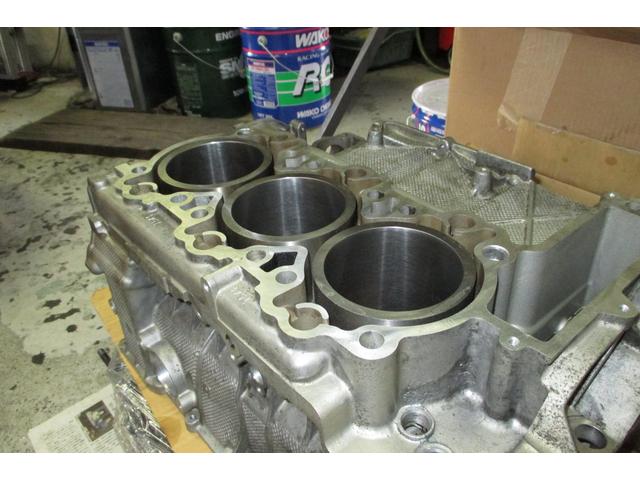 ポルシェ996　カレラ２　エンジンオーバーホール