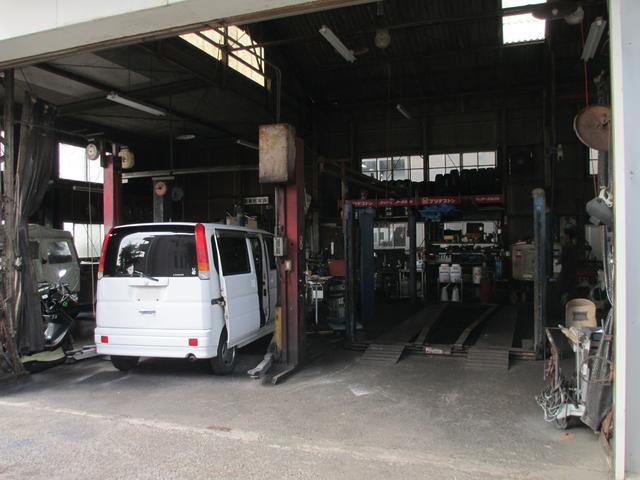 有限会社　飯田モータース3