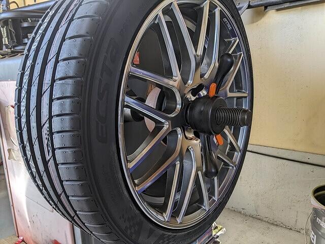 AXVH70カムリ タイヤ ホイール 交換 空気圧センサー~福岡県 AXVH70カムリ タイヤ ホイール 交換 空気圧センサー~福岡県