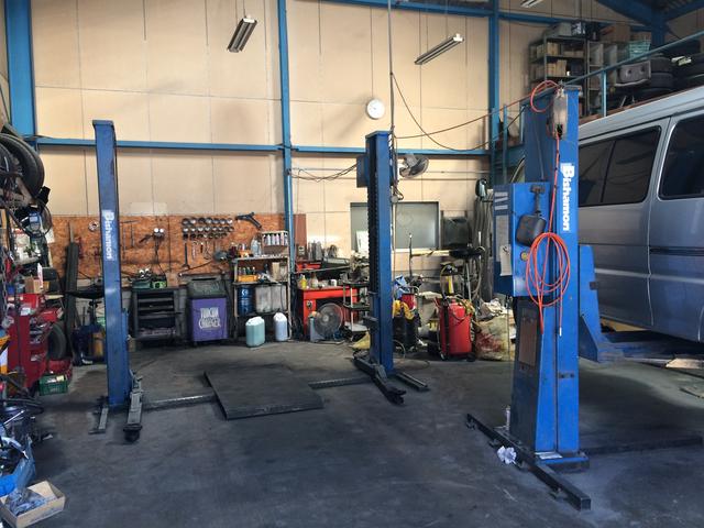 有限会社　オートサービス緑3