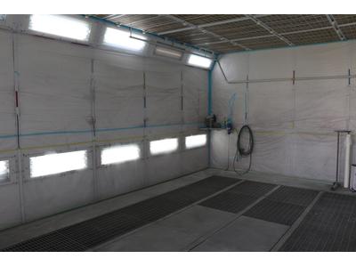 自社塗装ブース完備！