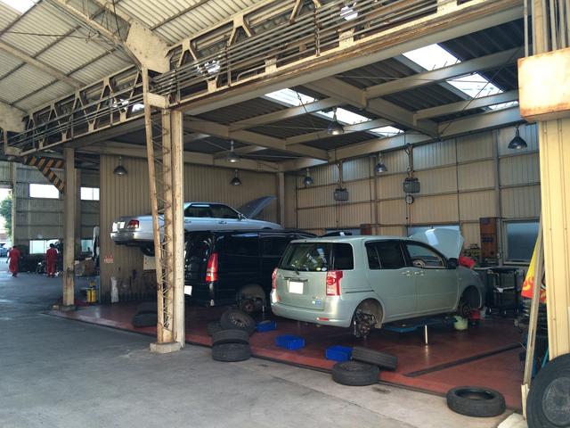 鳥取モータース株式会社　車検のコバック阪南店4