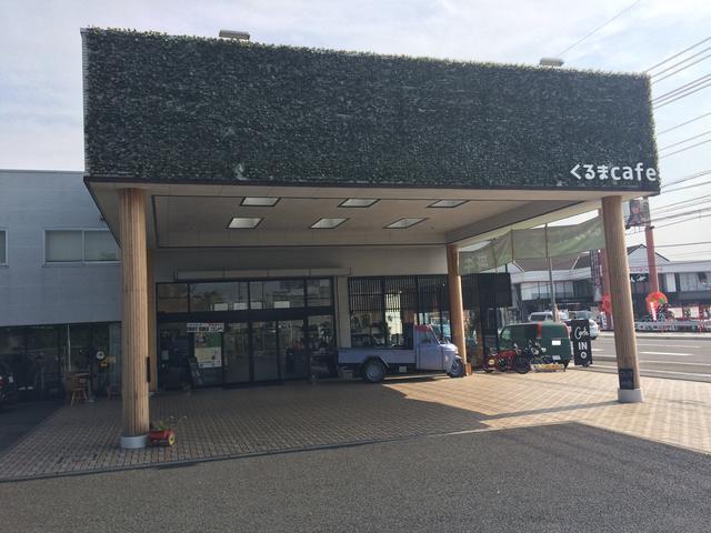 店舗入口です。コチラでまずは受付いたします。