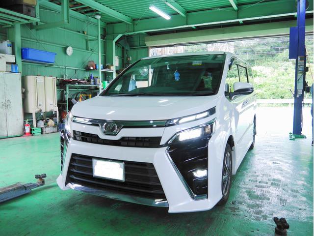 ZRR80W ヴォクシー 車高調取付け|グーネットピット ZRR80W ヴォクシー 車高調取付け|グーネットピット