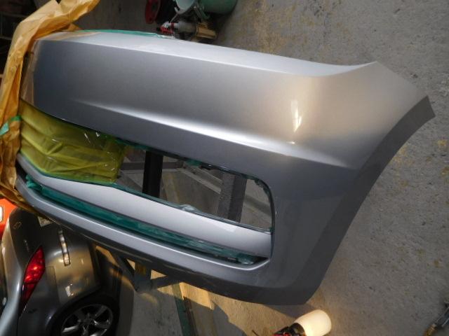 VW　ゴルフ　トゥーラン　フロントバンパー　修理　塗装　鈑金　佐賀市　小林ボデー工業