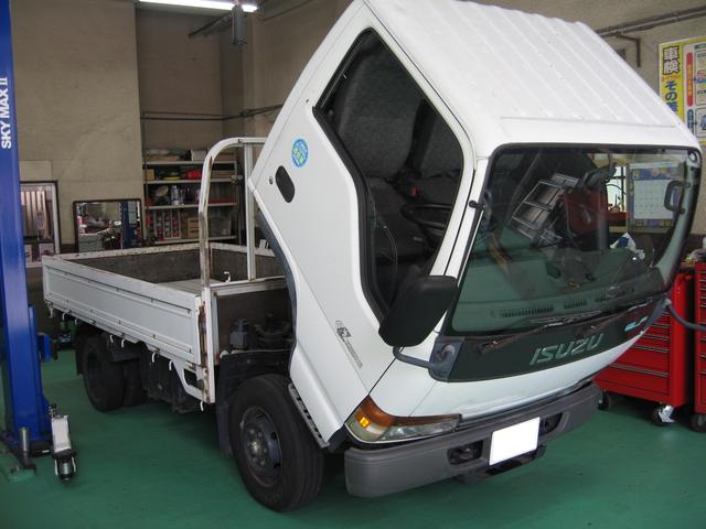 いすゞ　エルフトラック　ＮＫＲ６６ＥＡ　車検整備　ブレーキフルード交換　ワイパーラバー交換　バッテリー交換　エンジンオイル交換　和光市