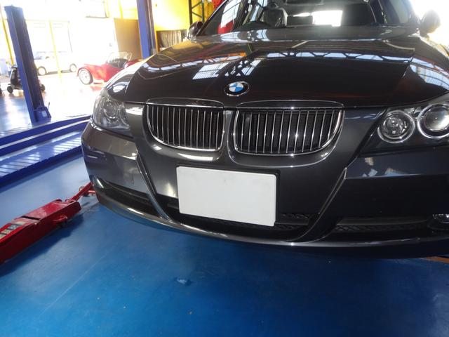 BMW・リヤショックアブソーバー交換・中川区|グーネットピット
