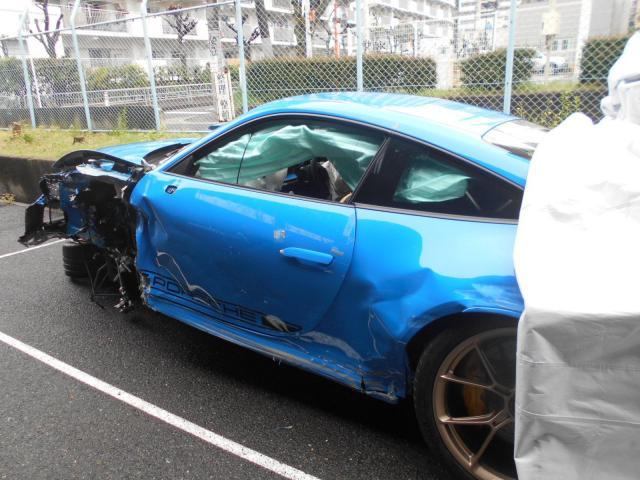 ポルシェ 911 キズ・へこみ直し フロントフェンダー フロントドア リアフェンダー