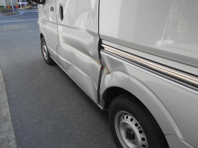 日産　クリッパーリオ　キズ・へこみ直し　スライドドア　リアフェンダー