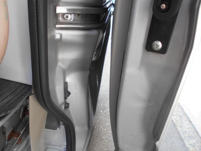 日産　クリッパーリオ　キズ・へこみ直し　スライドドア　リアフェンダー