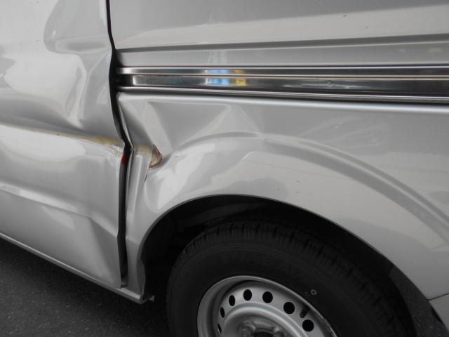 日産　クリッパーリオ　キズ・へこみ直し　スライドドア　リアフェンダー