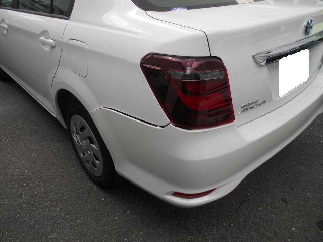 トヨタ　カローラフィールダー　板金・外装補修 リアバンパー　大阪 東大阪 八尾 交野 門真 修理 鈑金 板金 交換 塗装 ミガキ 磨き 早い 代車完備