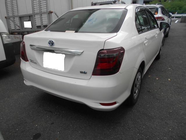 トヨタ　カローラフィールダー　板金・外装補修 リアバンパー　大阪 東大阪 八尾 交野 門真 修理 鈑金 板金 交換 塗装 ミガキ 磨き 早い 代車完備