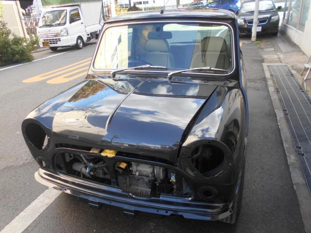 ローバー MINI 塗装 ボンネット リアバンパー フロントバンパー フロントフェンダー リアフェンダー フロントドア リアドア ドアミラー 大阪 東大阪 八尾 交野 門真 修理 鈑金 交換 塗装 ミガキ 磨き 早い 代車完備