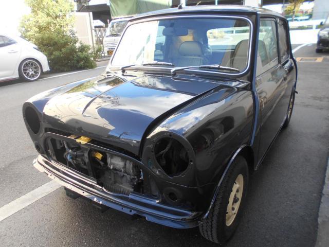 ローバー MINI 塗装 ボンネット リアバンパー フロントバンパー フロントフェンダー リアフェンダー フロントドア リアドア ドアミラー 大阪 東大阪 八尾 交野 門真 修理 鈑金 交換 塗装 ミガキ 磨き 早い 代車完備