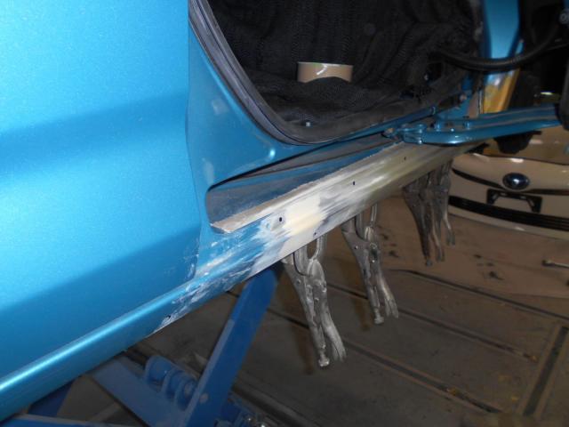 スズキ ハスラー 板金・外装補修 ロッカーパネル サイドステップ 大阪 東大阪 八尾 交野 門真 修理 鈑金 板金  早い 代車完備