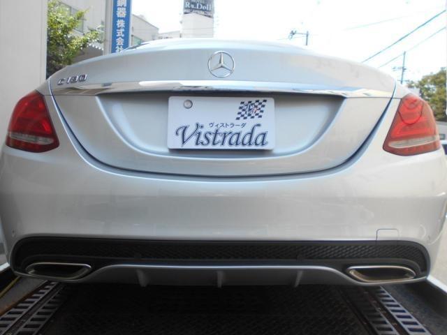 メルセデス・ベンツ Cクラス 板金・外装補修 リアバンパー リアディフューザー 大阪 東大阪 八尾 交野 門真 修理 鈑金 板金 交換 塗装 ミガキ 磨き 早い 代車完備