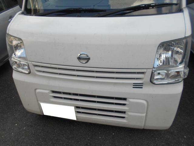 日産 クリッパーバン 板金・外装補修 フロントガラス 大阪 東大阪 八尾 交野 門真 修理 交換 早い 代車完備