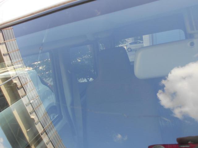 日産 クリッパーバン 板金・外装補修 フロントガラス 大阪 東大阪 八尾 交野 門真 修理 交換 早い 代車完備