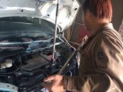 タイヤの脱着作業も可能！ノーマル⇔スタッドレスのご相談、お待ちしております