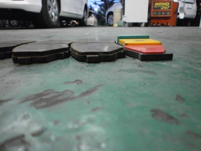 各務原市 タイタン ブレーキパッド交換